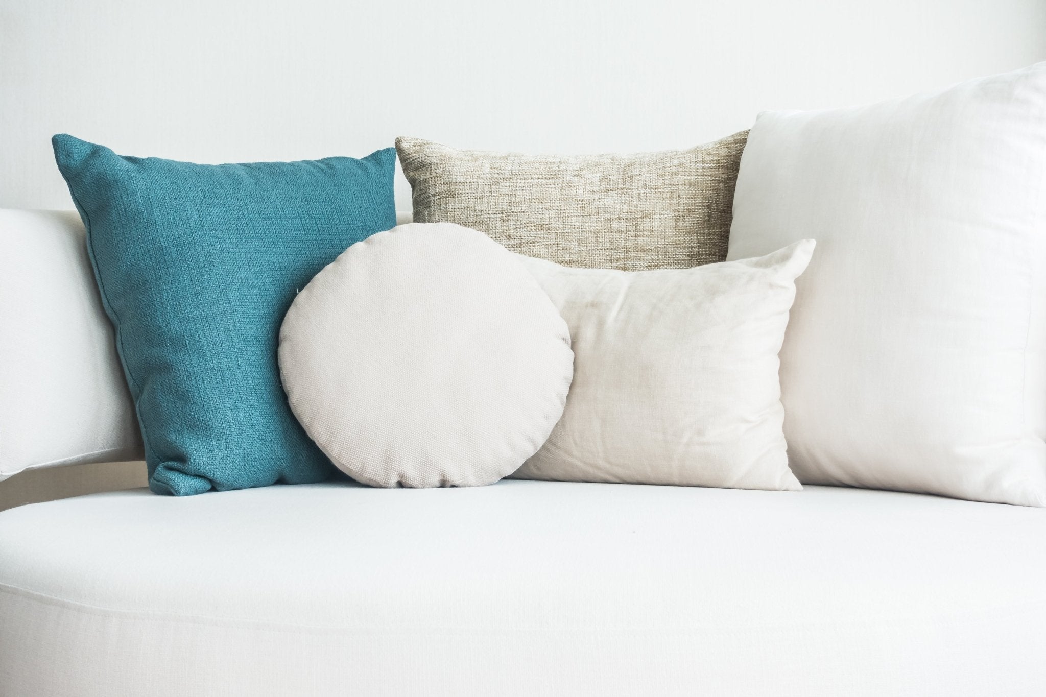 Best Sofa Cushion Fillings for Ultimate Comfort and Longevity in 2026 - SofaLuz Studio®