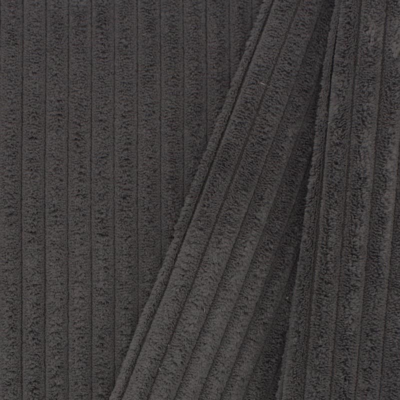 Confex Sofa Replacement Cover offers a fast refresh, combining beauty, comfort, and care.